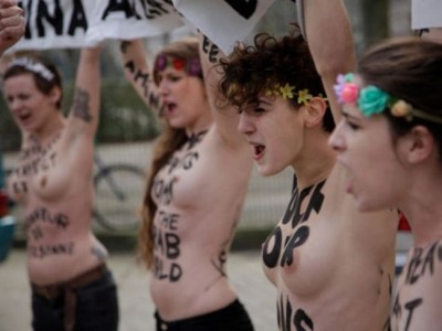 650_femen_putin1.jpg