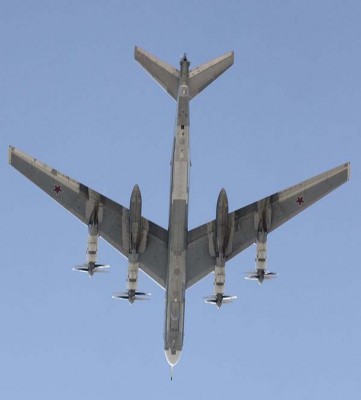663px-Planes_in_Russian_Parad_2010_p11.jpg