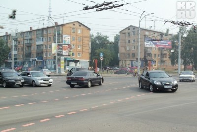 na_doroge_v_kemerove_nanesli_rozovuyu_razmetku_thumb_fed_photo.jpg